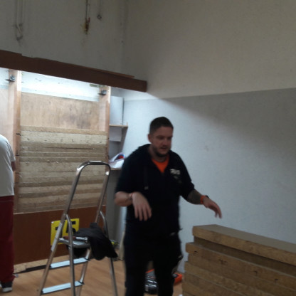 REVISION DU MUR au GYMNASE AY 22.10.26